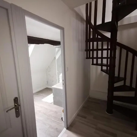 Duplex Proche Gare Centre Apartament *
